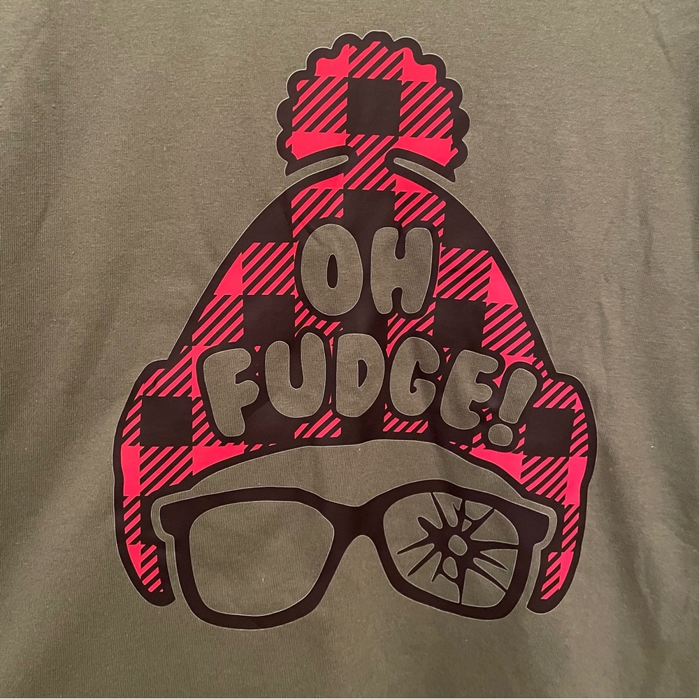 A Christmas Story Graphic Tee Size Large Oh Fudge! Green Shirt w/ Hat & Glasses - Picture 3 of 4